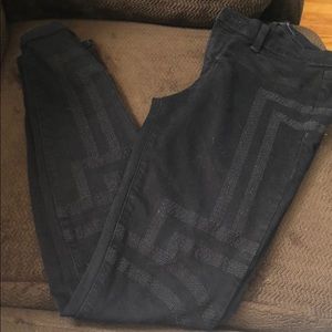 🖤J brand black skinny jeans w/ stitching detail🖤